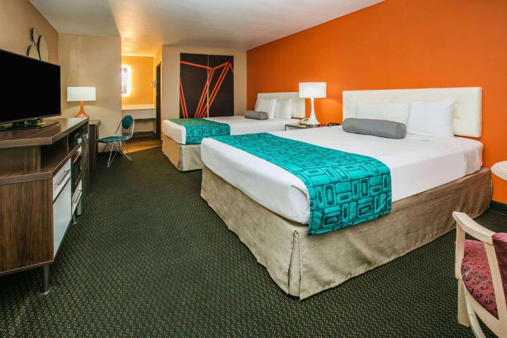 Room image 5